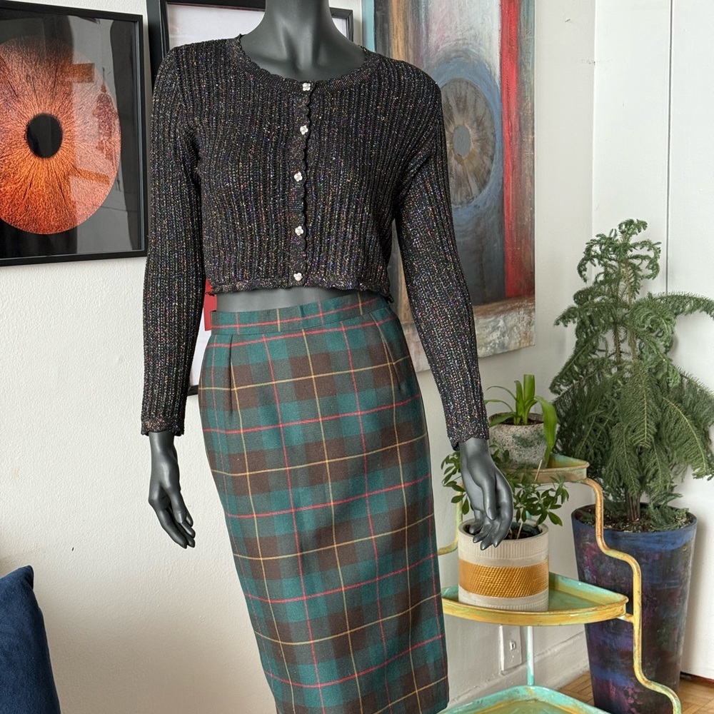 🇨🇦 Wool Plaid Pencil Skirt - Made in Canada 🍁 - Picture 2 of 12